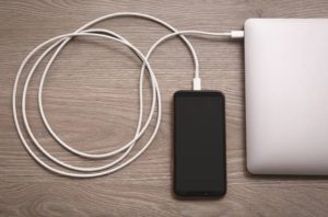 充電線