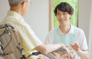 上門照顧老人
